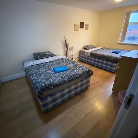 Big Room Rusholme With Tv And Private Bathroom-Parking&Wifi Manchester Exterior photo