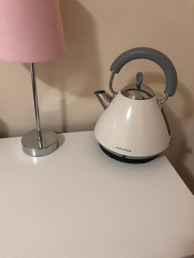 Big Room Rusholme With Tv And Private Bathroom-Parking&Wifi Manchester Exterior photo