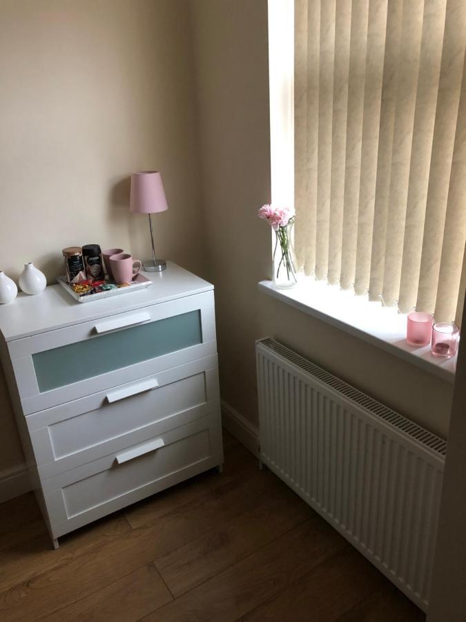 Big Room Rusholme With Tv And Private Bathroom-Parking&Wifi Manchester Exterior photo