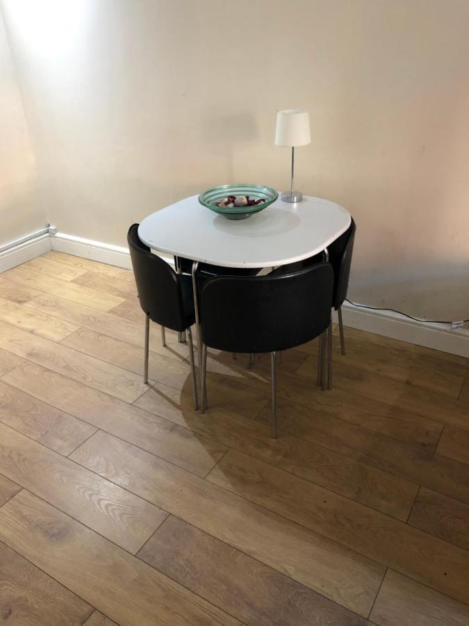 Big Room Rusholme With Tv And Private Bathroom-Parking&Wifi Manchester Exterior photo
