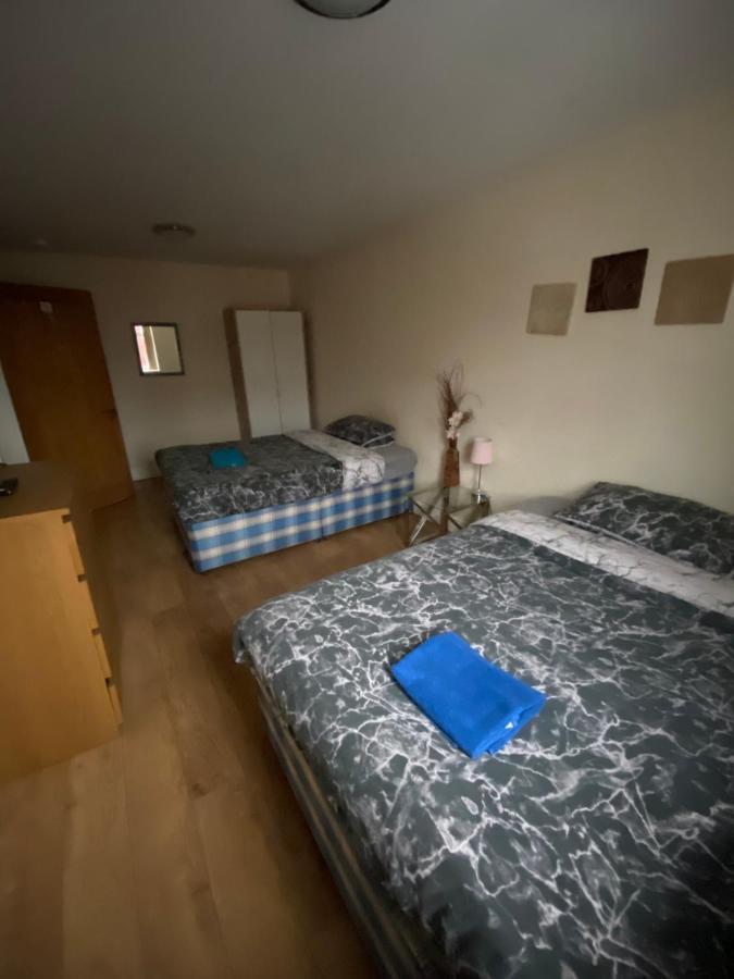 Big Room Rusholme With Tv And Private Bathroom-Parking&Wifi Manchester Exterior photo